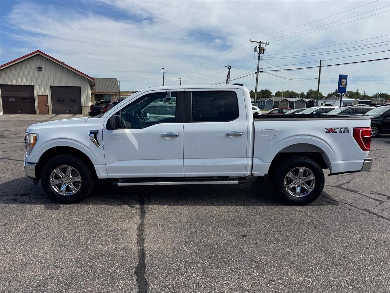 Ford F-150 Lariat 4WD SuperCrew 5.5' Box 2023