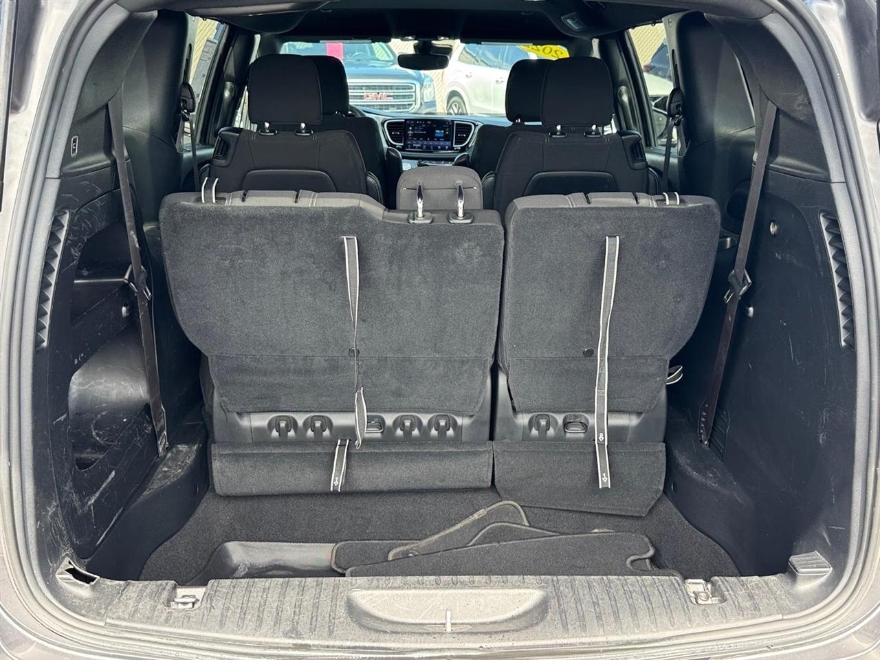 Chrysler Pacifica Touring FWD 2022