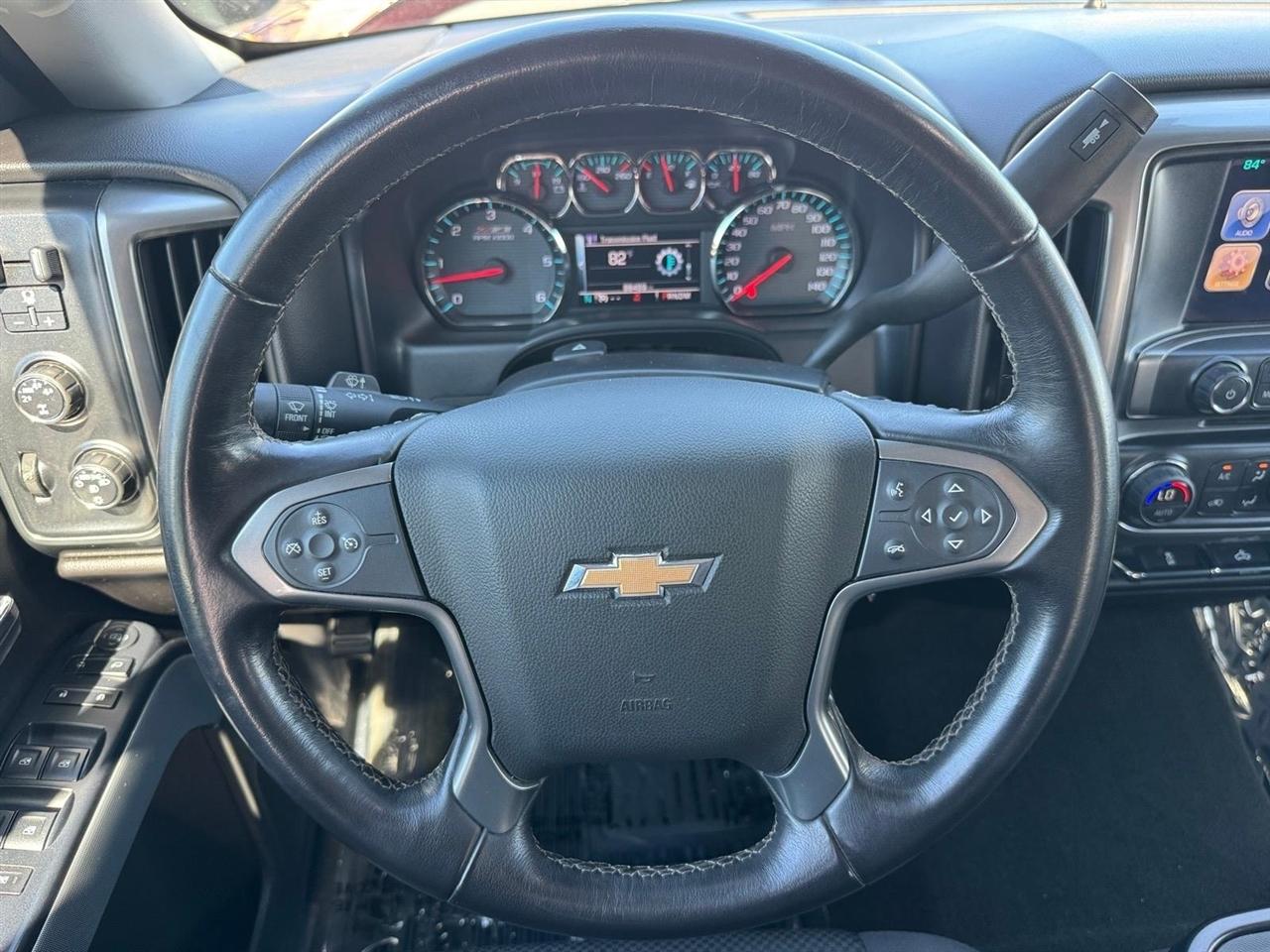 Chevrolet Silverado 1500 4WD Crew Cab 143.5" LT w/2LT 2016