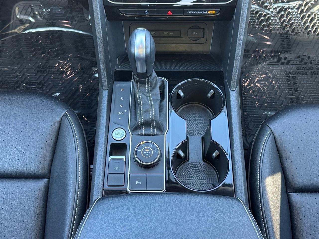 Volkswagen Atlas 2.0T SE w/Technology 4MOTION 2022