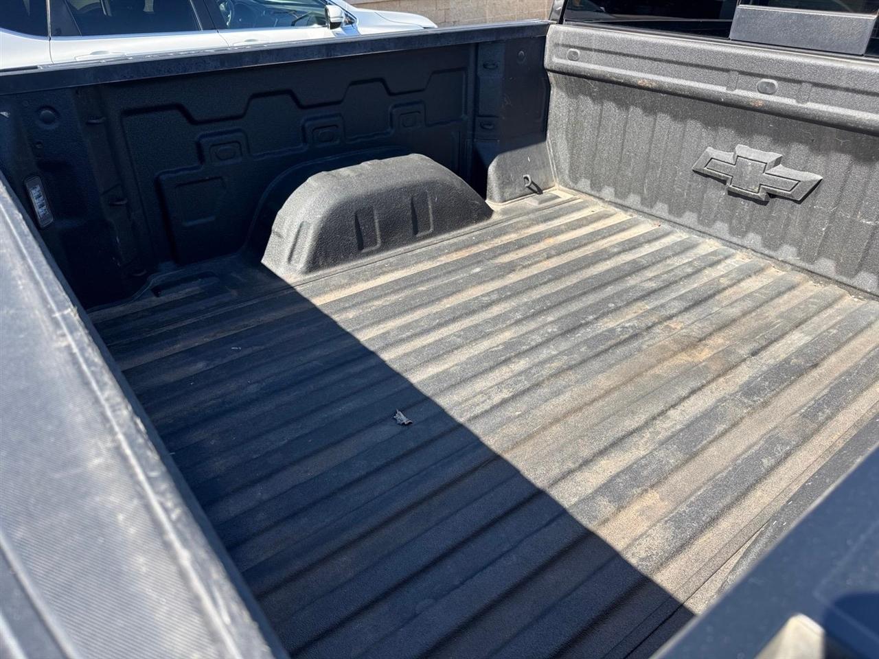Chevrolet Silverado photo 4