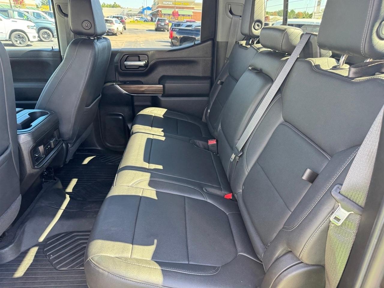 Chevrolet Silverado photo 6