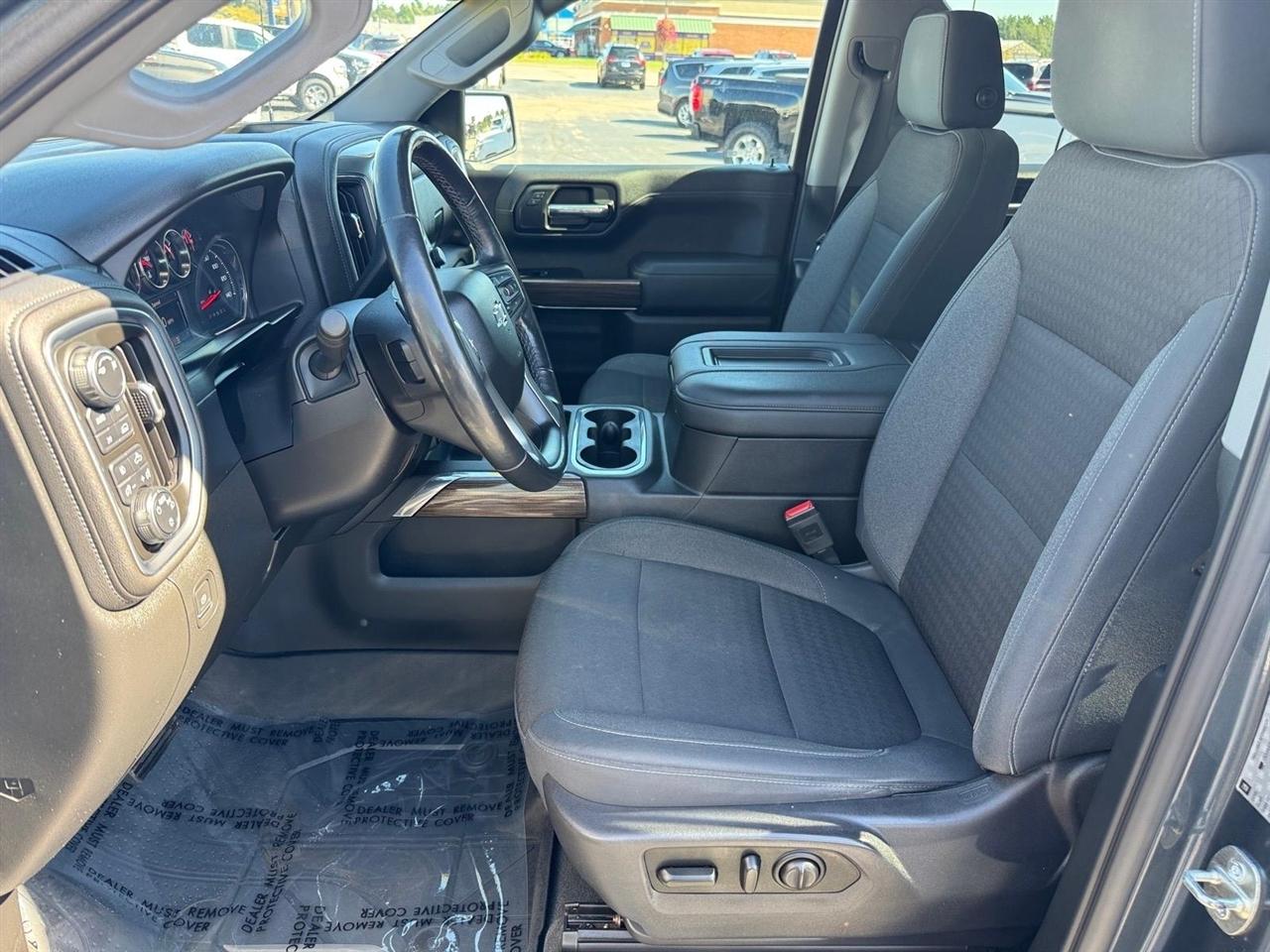 Chevrolet Silverado 1500 4WD Crew Cab 147" RST 2019
