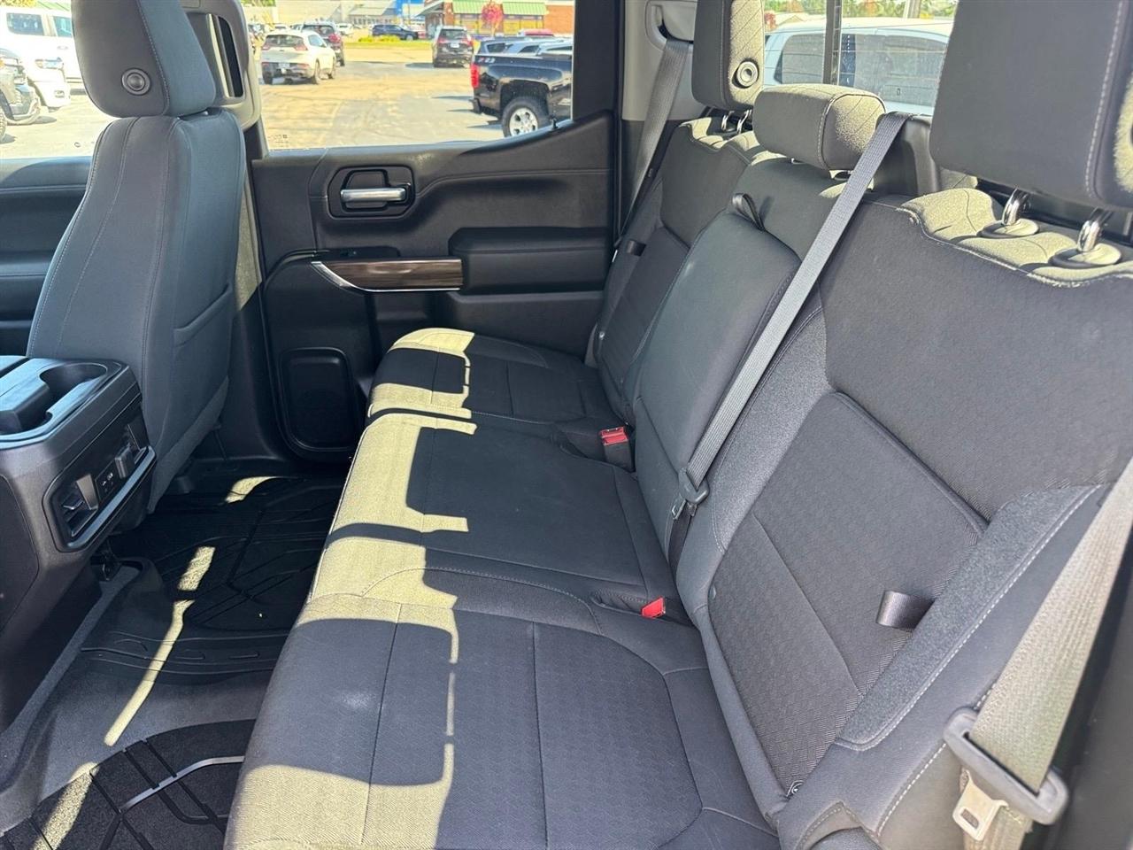 Chevrolet Silverado 1500 4WD Crew Cab 147" RST 2019