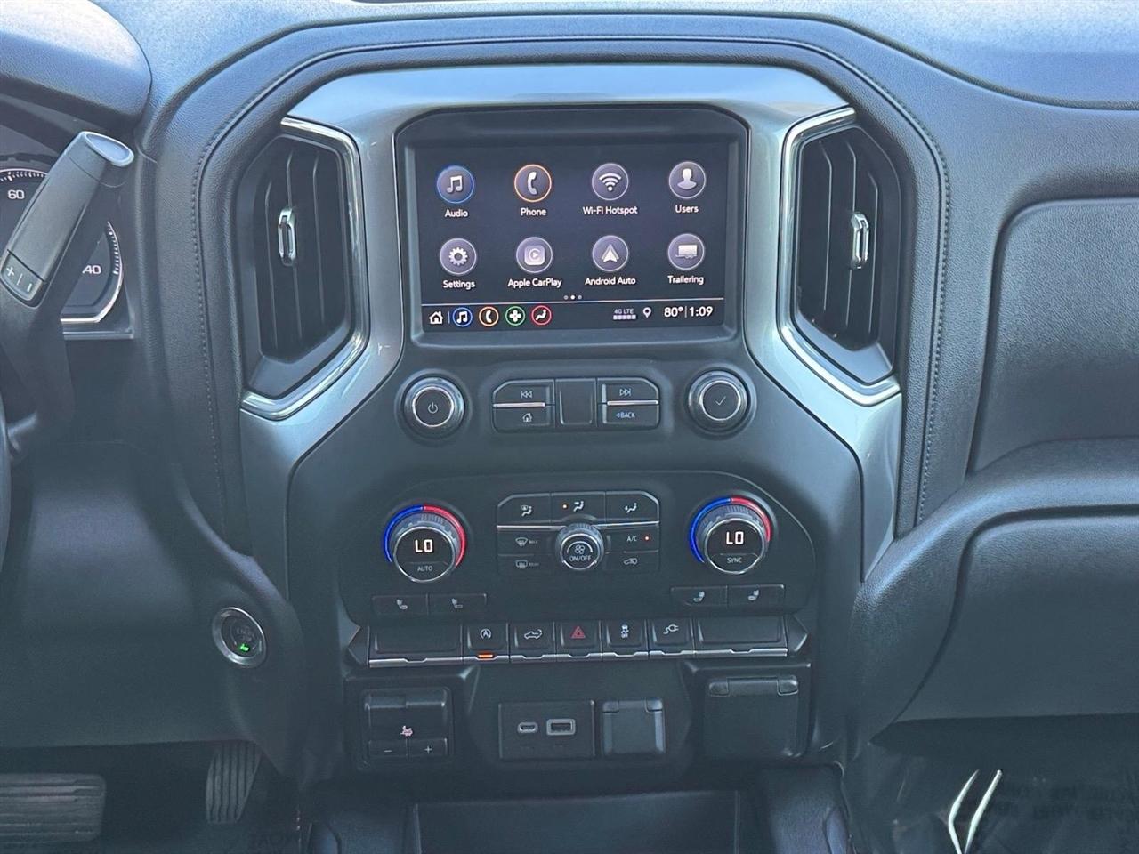 Chevrolet Silverado photo 8