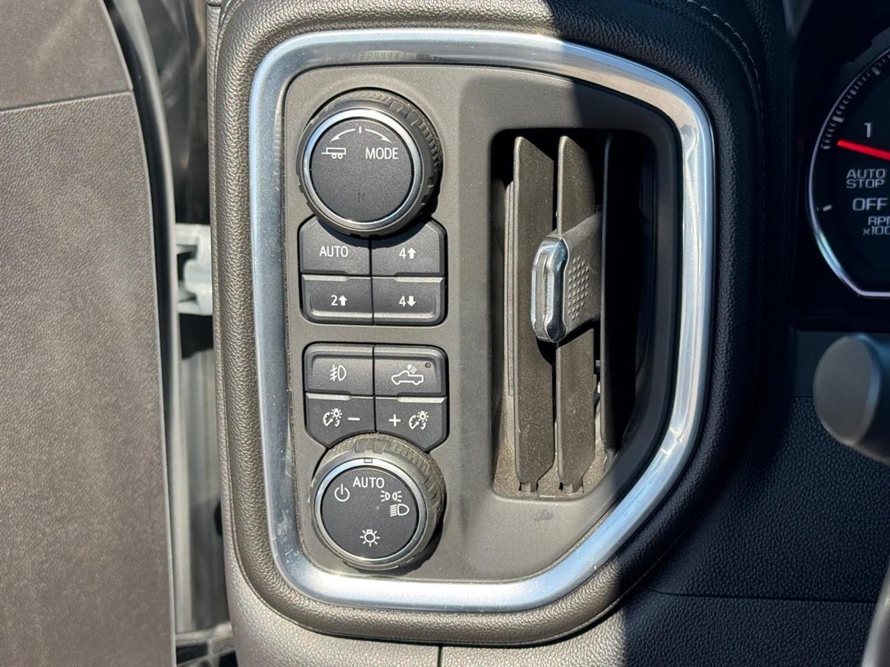Chevrolet Silverado photo 10