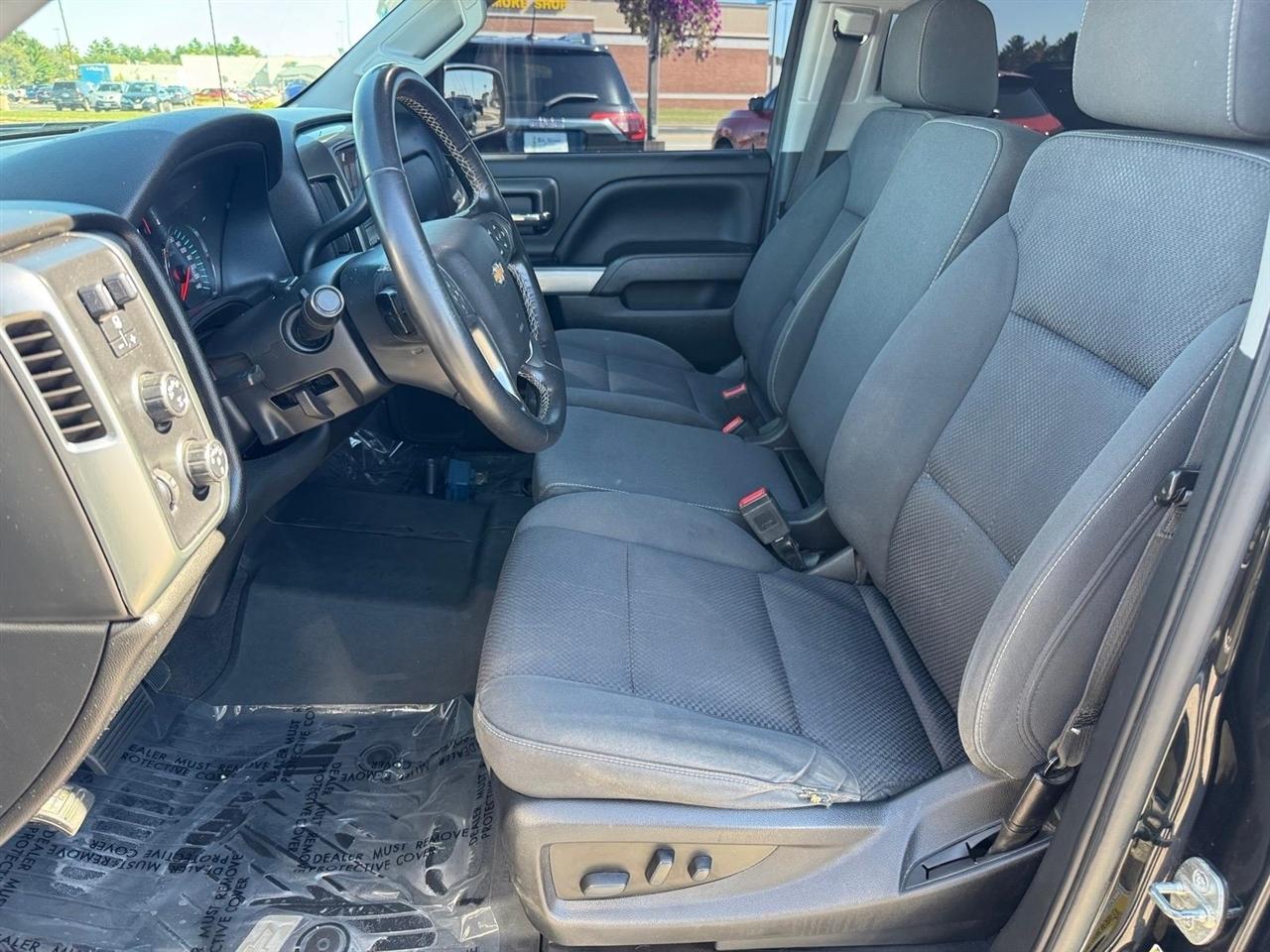 Chevrolet Silverado 1500 4WD Crew Cab 143.5" LT w/2LT 2018