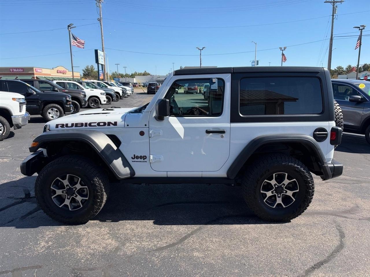 Jeep Wrangler photo 2