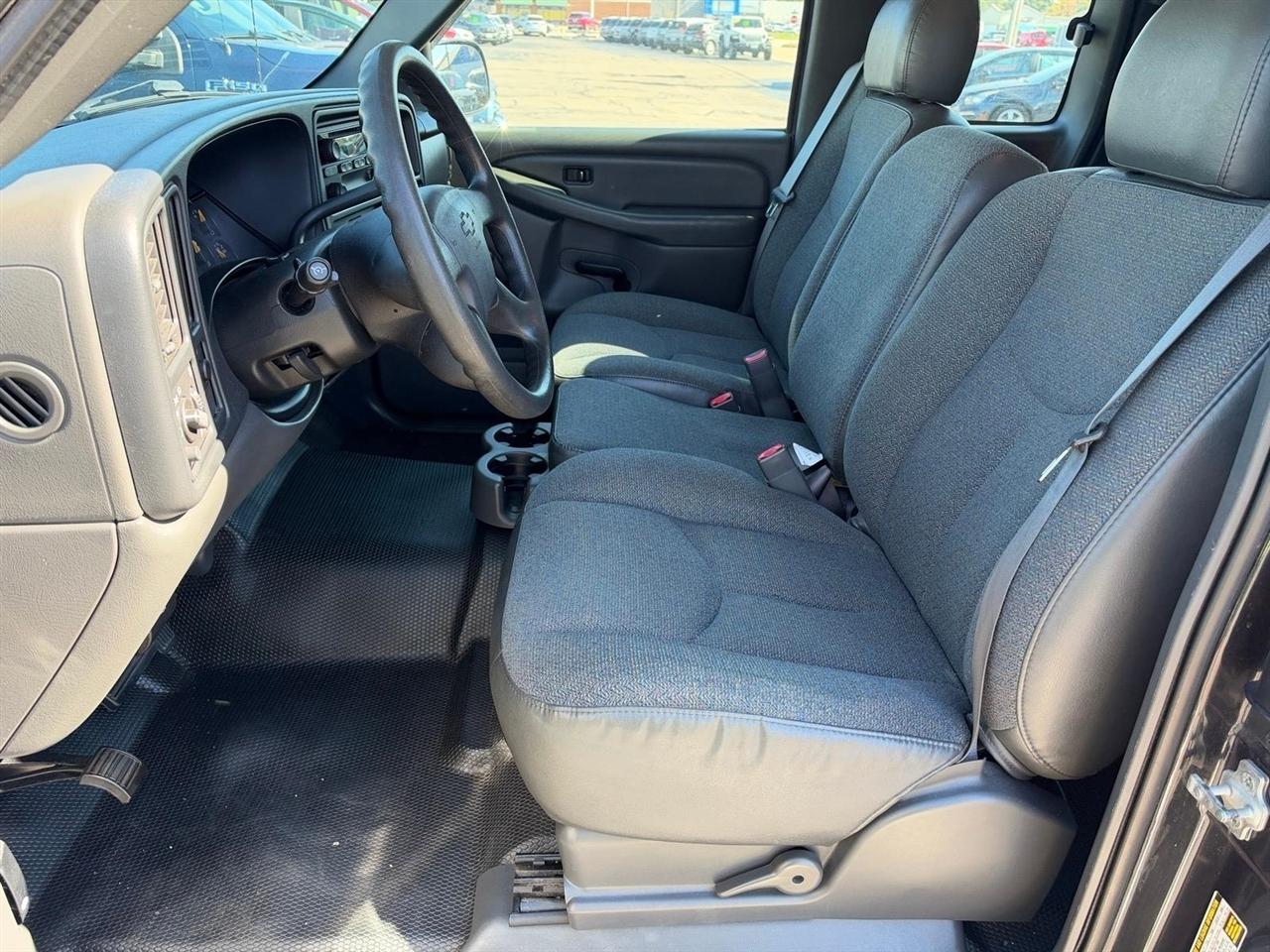 Chevrolet Silverado photo 5