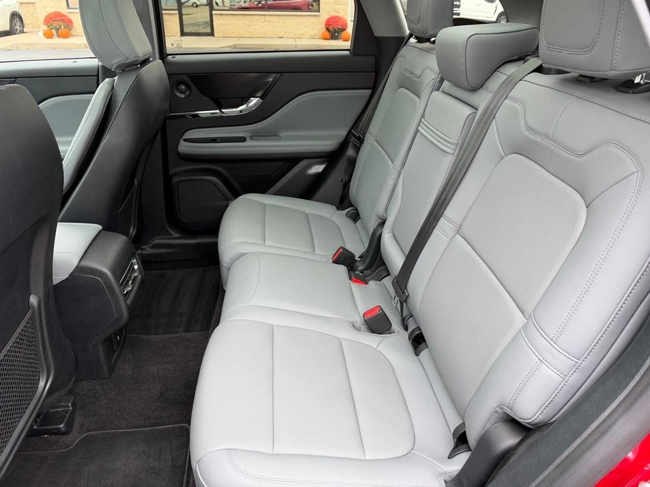Lincoln Corsair Reserve AWD 2021