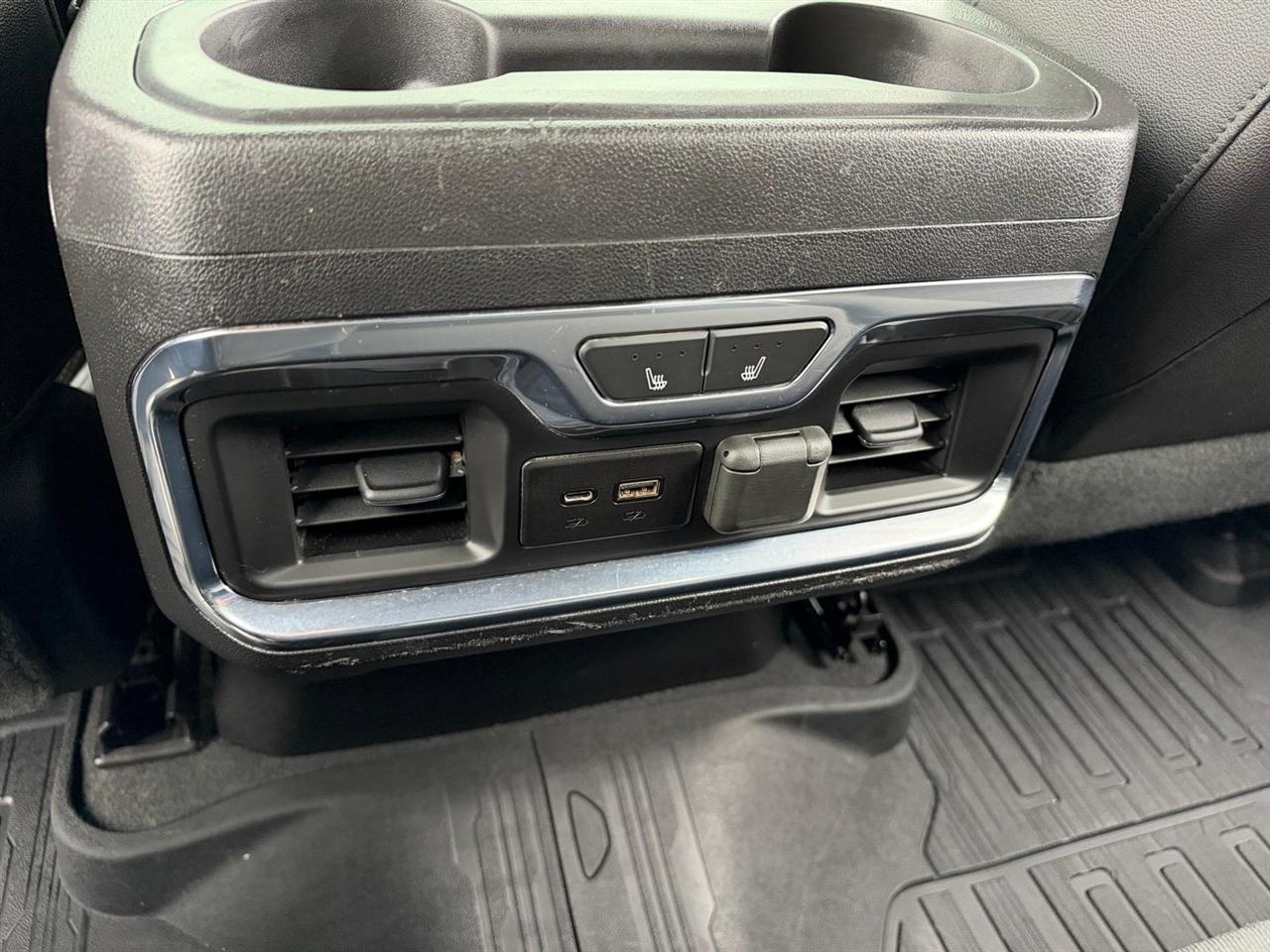 GMC Sierra 1500 4WD Double Cab 147" SLE 2019