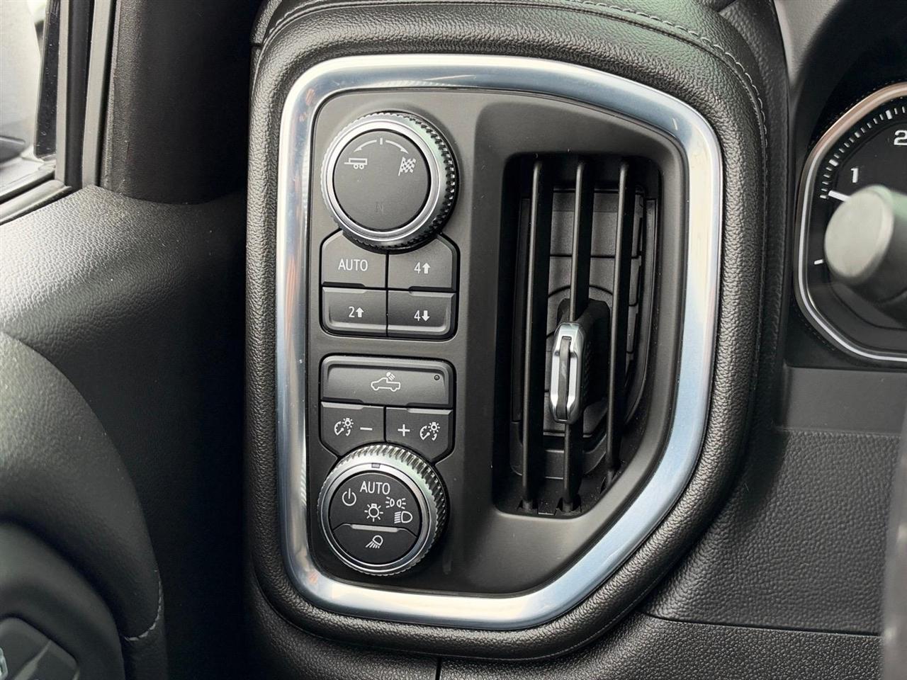 GMC Sierra 1500 4WD Double Cab 147" SLE 2019