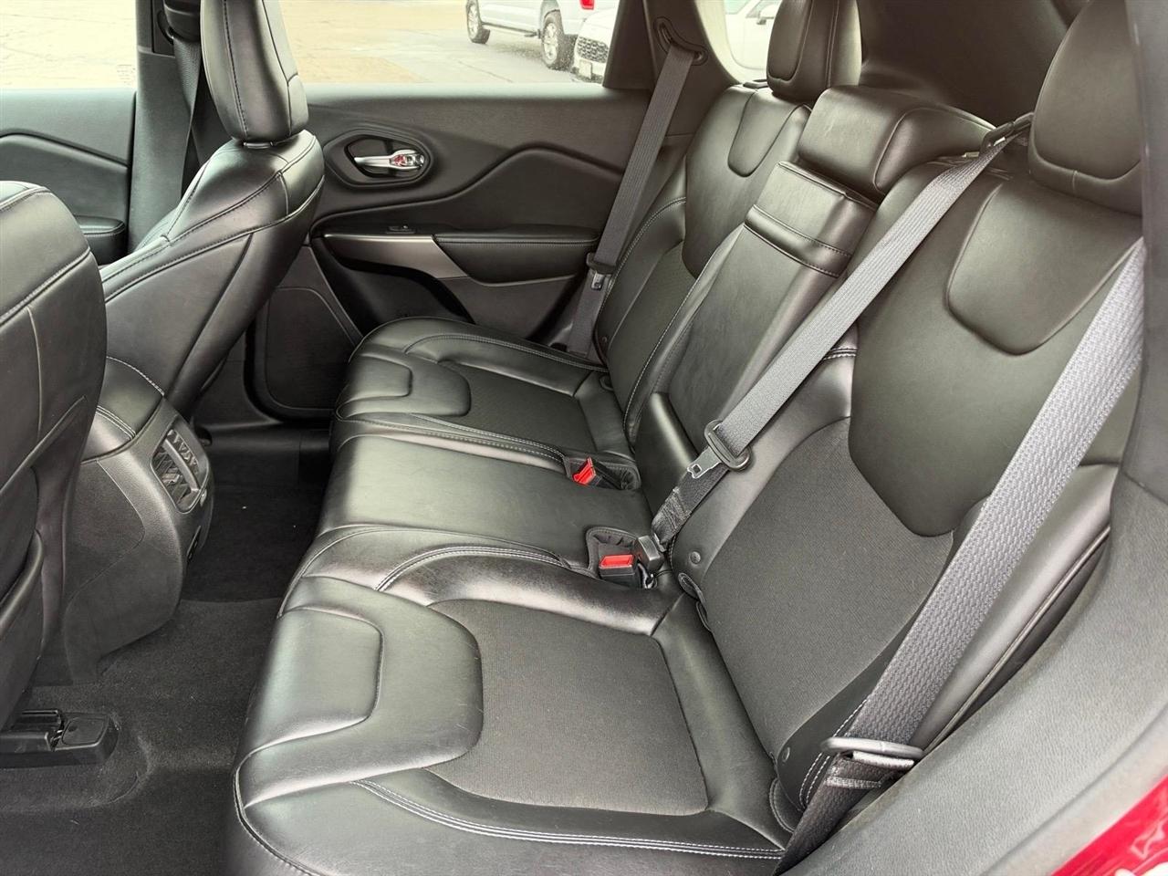 Jeep Cherokee Latitude Plus 4x4 2019