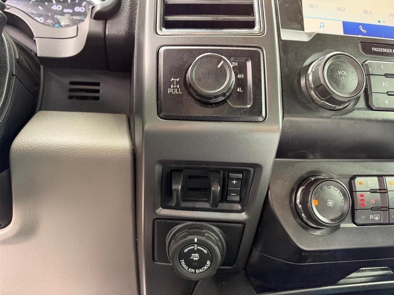 Ford Super Duty F-250 SRW King Ranch 4WD Crew Cab 8' Box 2020