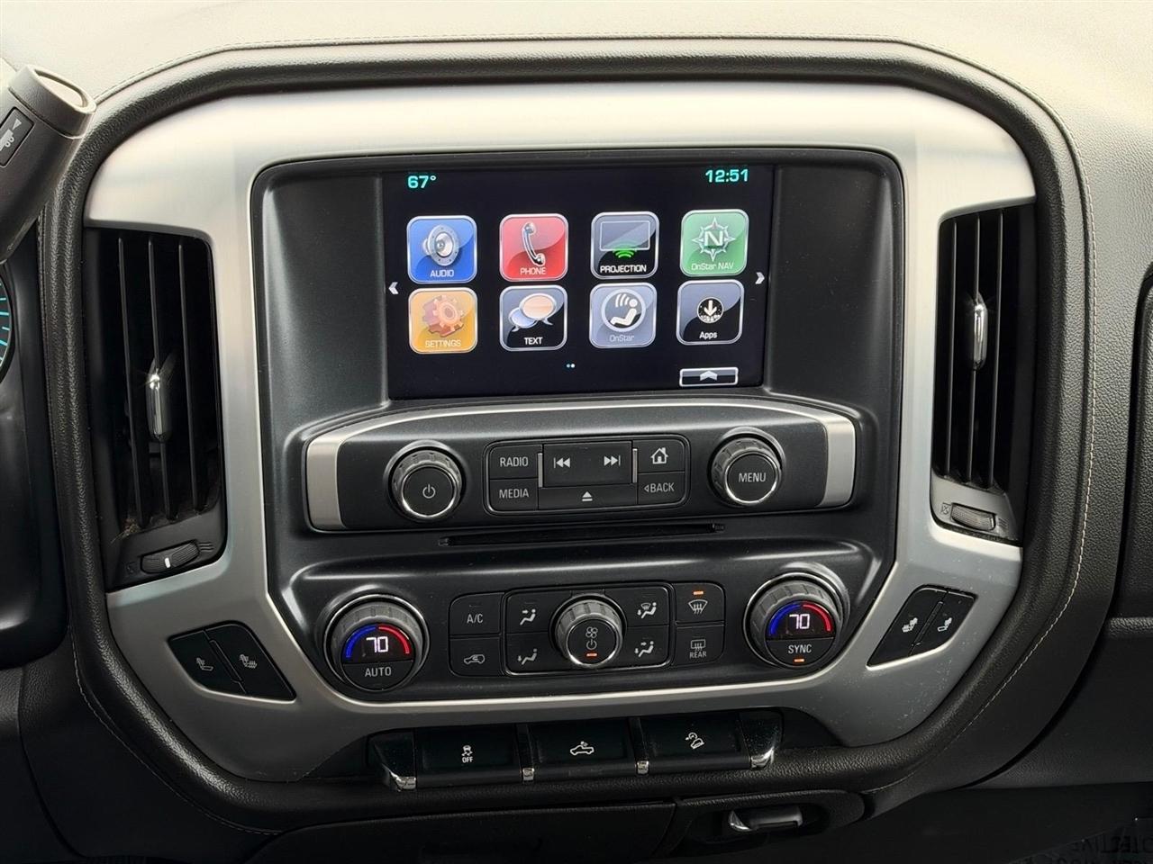 GMC Sierra 1500 4WD Crew Cab 143.5" SLE 2017