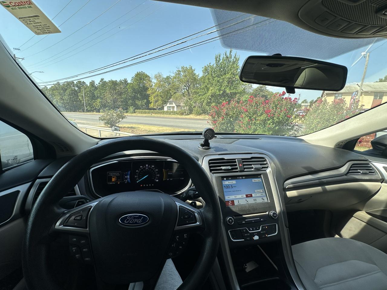 Ford Fusion SE FWD 2017