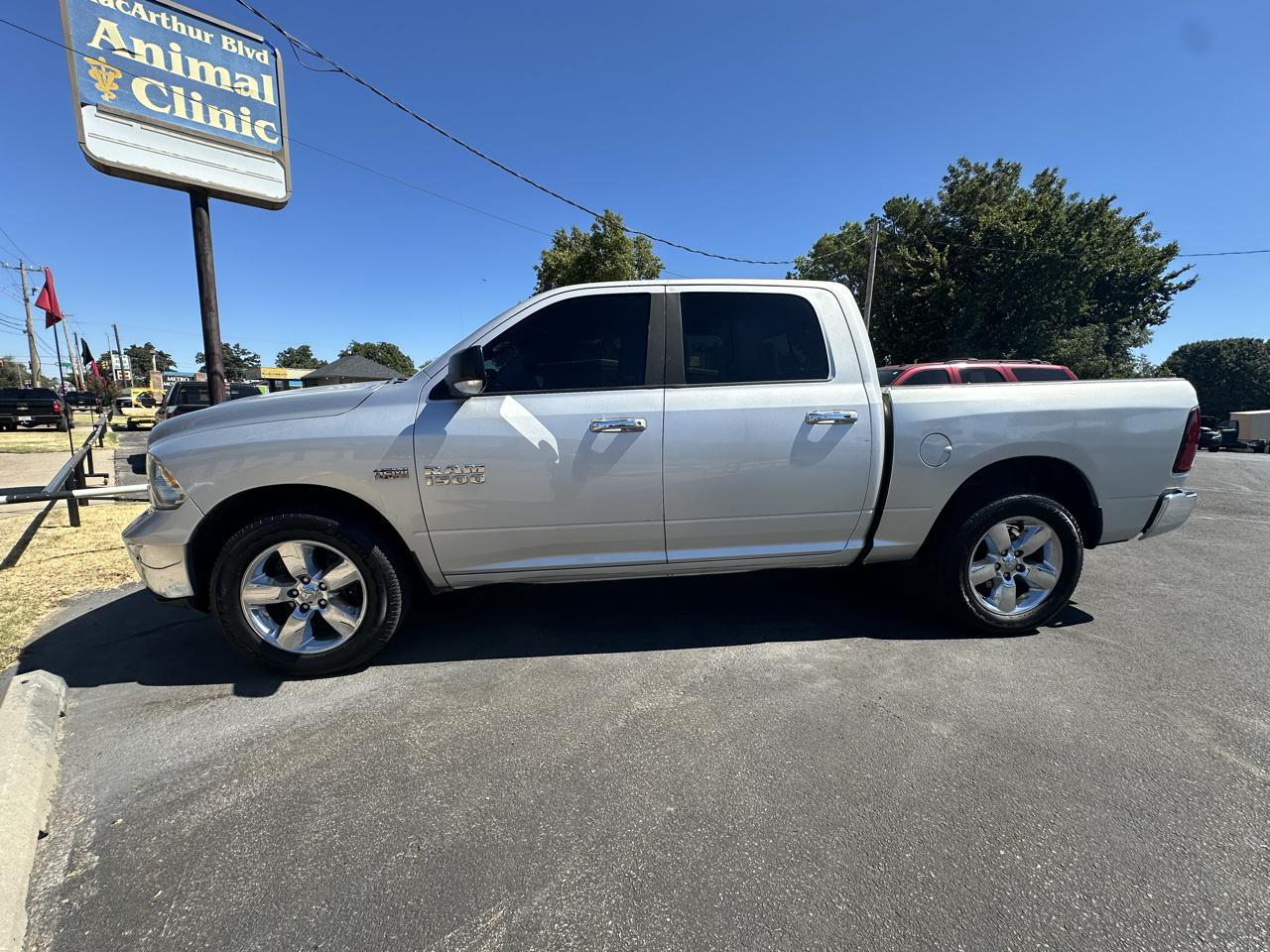 RAM 1500 4WD Crew Cab 140.5" Big Horn 2016