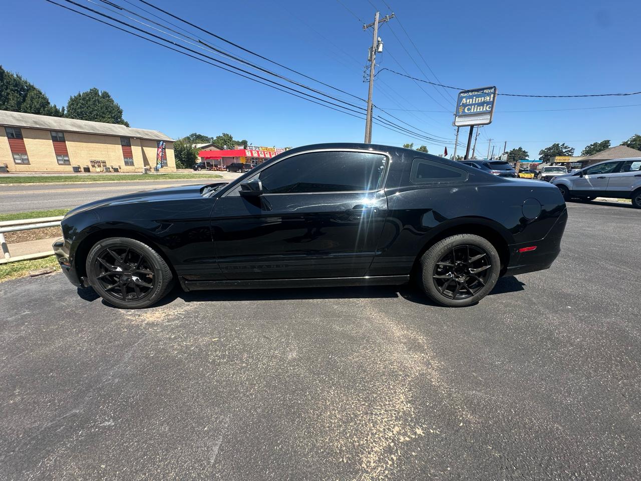 Ford Mustang 2dr Cpe V6 Premium 2014
