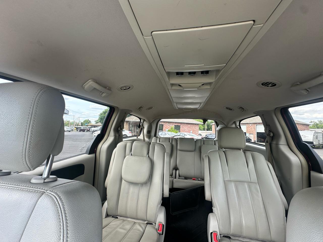 Chrysler Town & Country 4dr Wgn LX 2015
