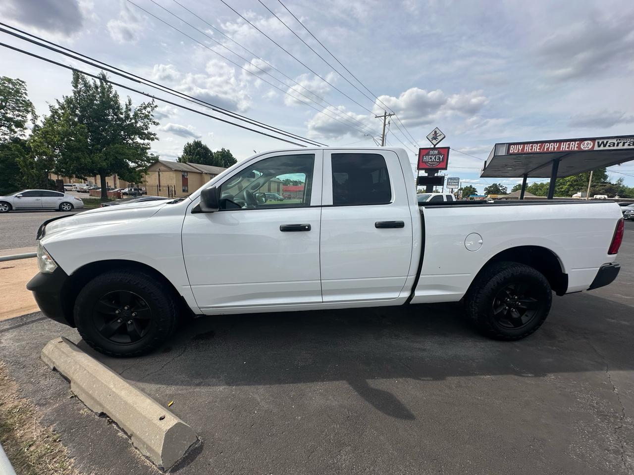 RAM 1500 Classic Tradesman 4x2 Quad Cab 6'4" Box 2019