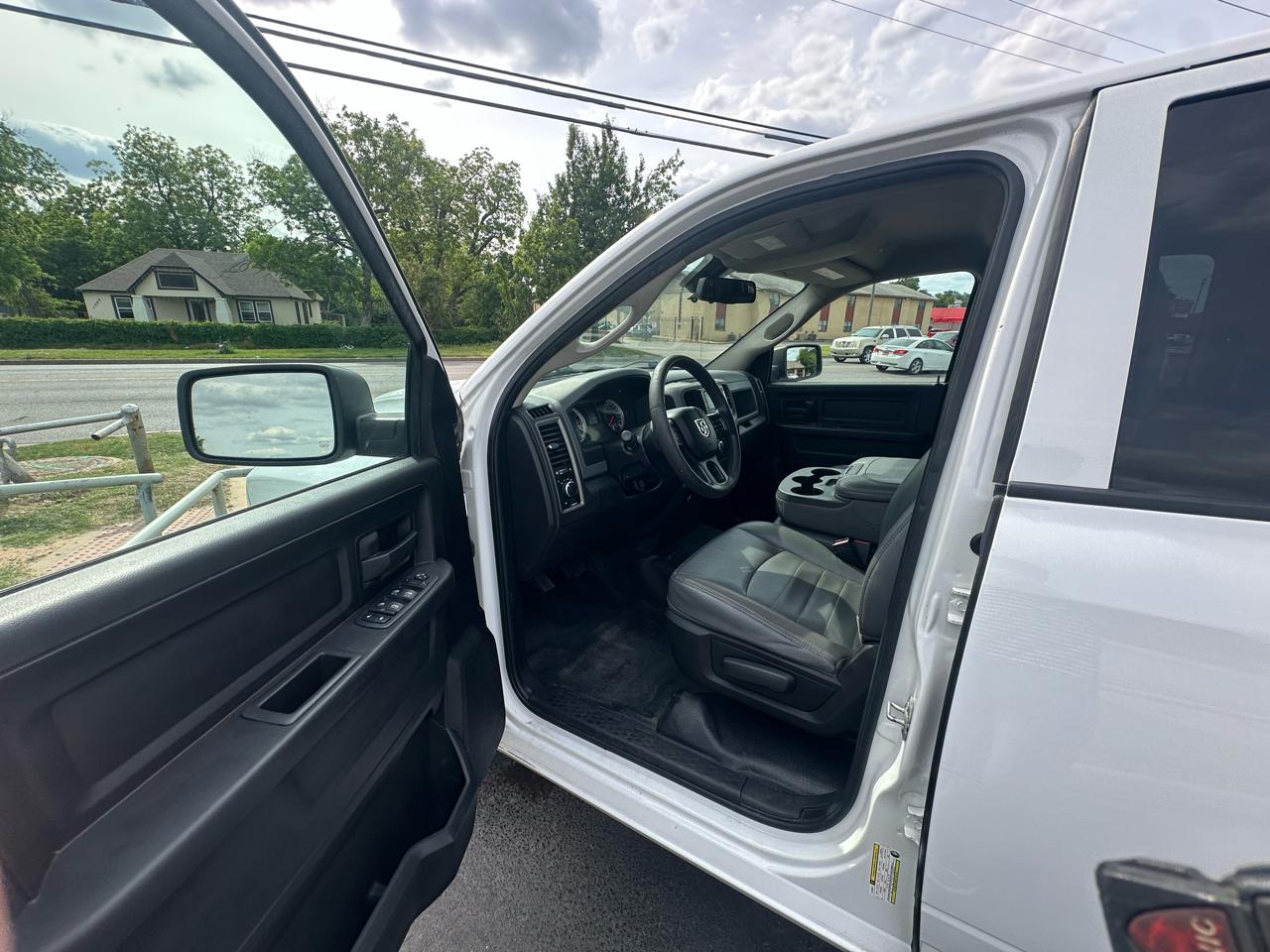 RAM 1500 Classic Tradesman 4x2 Quad Cab 6'4" Box 2019
