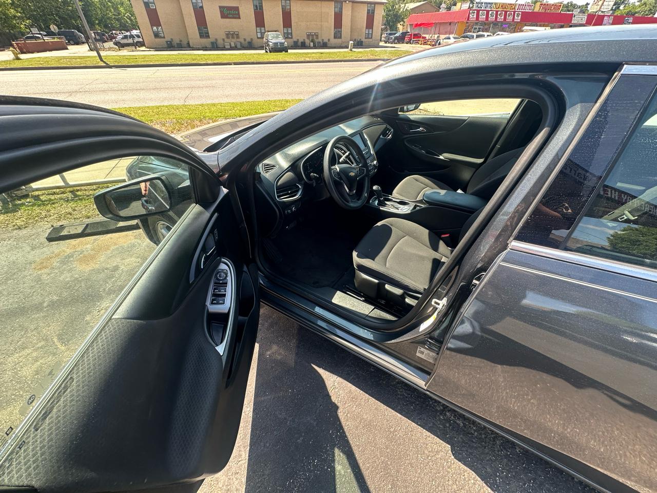 Chevrolet Malibu 4dr Sdn LS w/1LS 2018