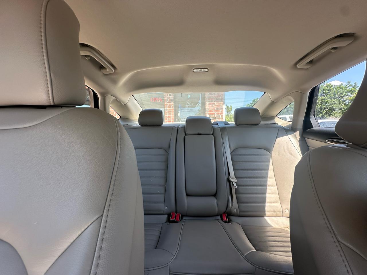 Ford Fusion SE FWD 2018