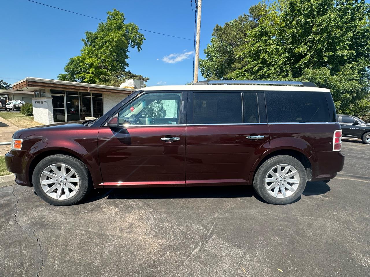 Ford Flex 4dr SEL FWD 2010