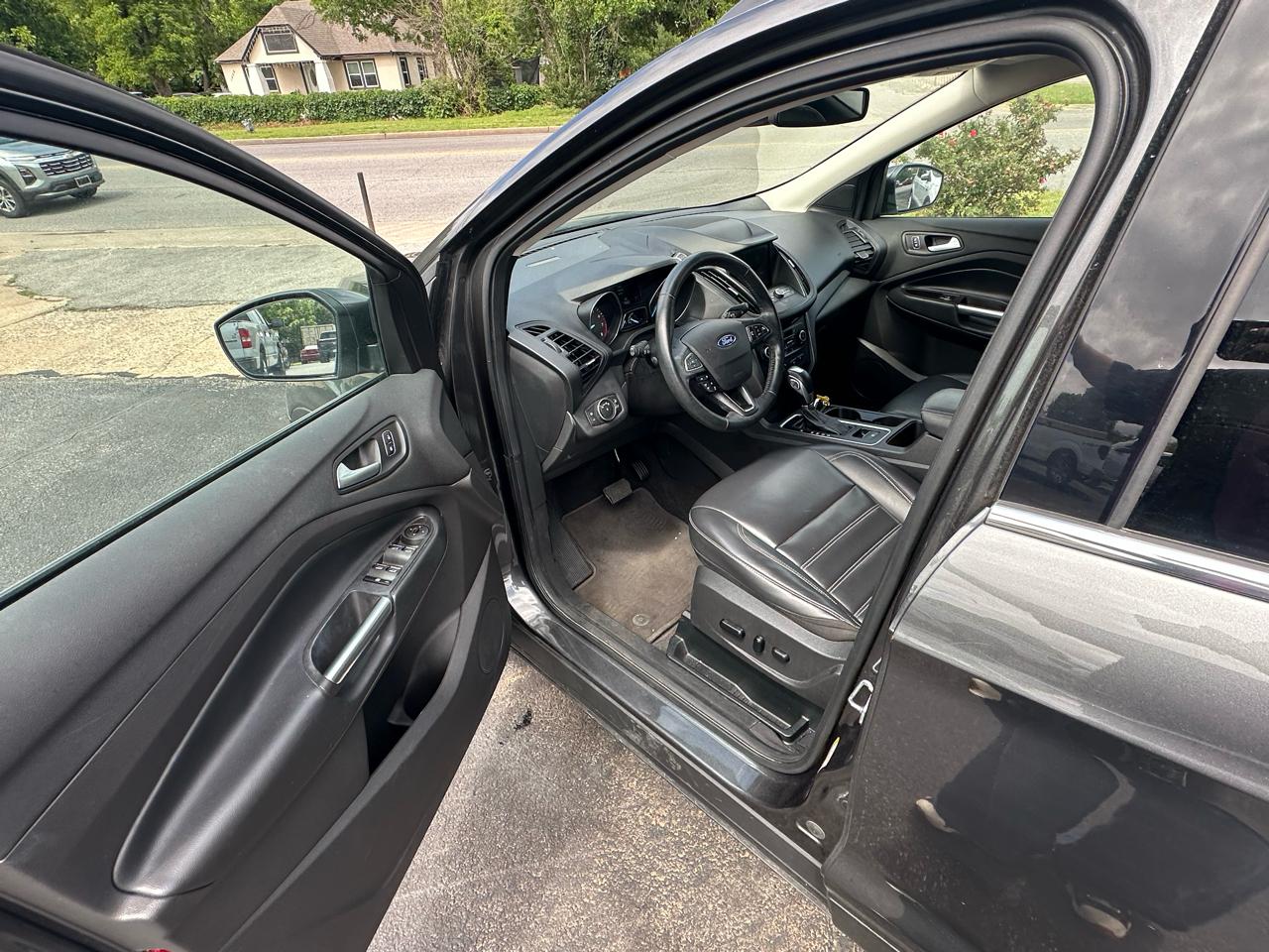 Ford Escape SEL FWD 2019