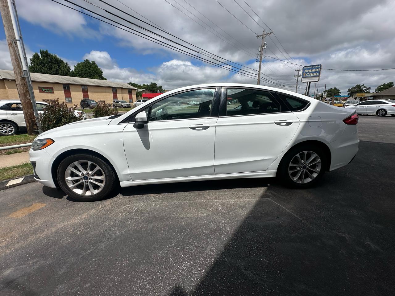Ford Fusion SE FWD 2020
