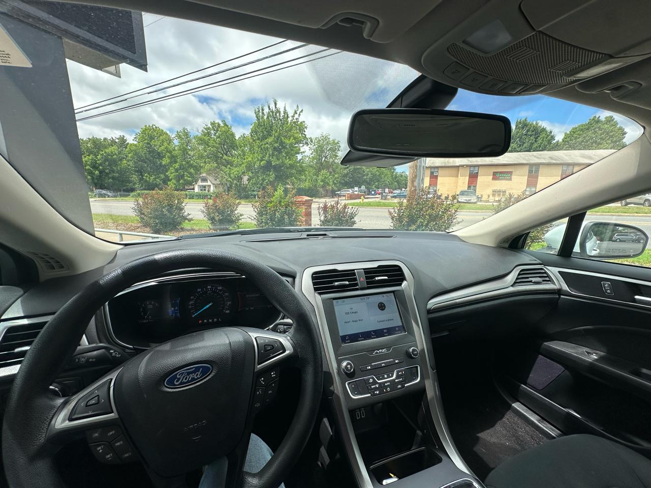 Ford Fusion SE FWD 2020