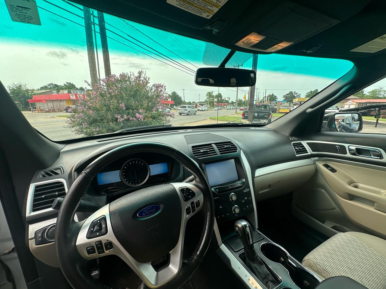 Ford Explorer FWD 4dr XLT 2015