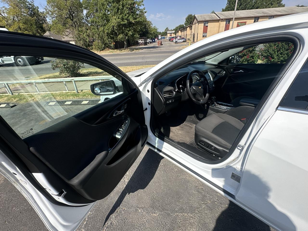 Chevrolet Malibu 4dr Sdn LT w/1LT 2018