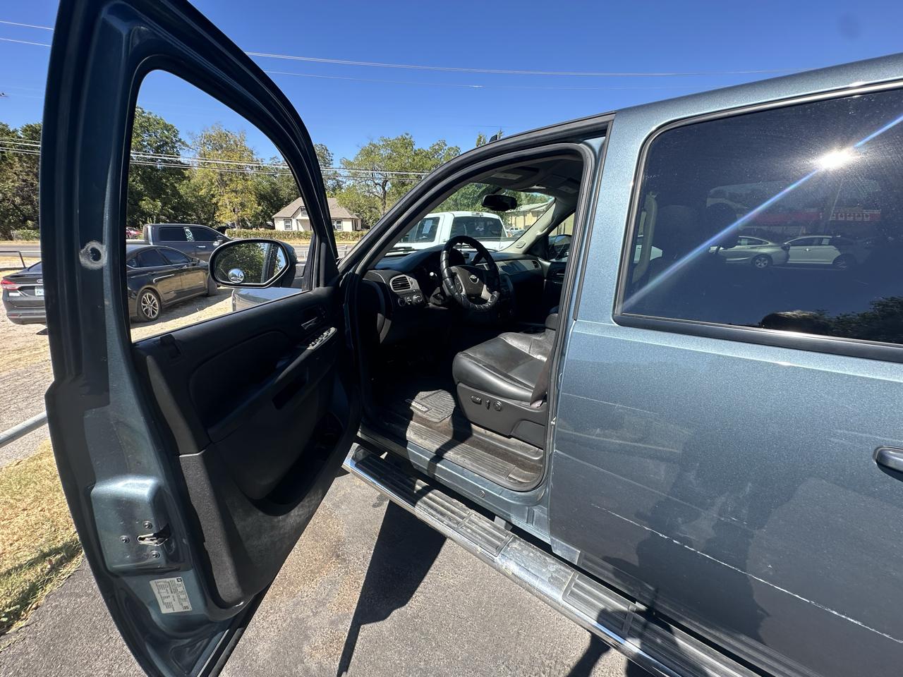 Chevrolet Silverado 1500 4WD Crew Cab 143.5" LTZ 2012