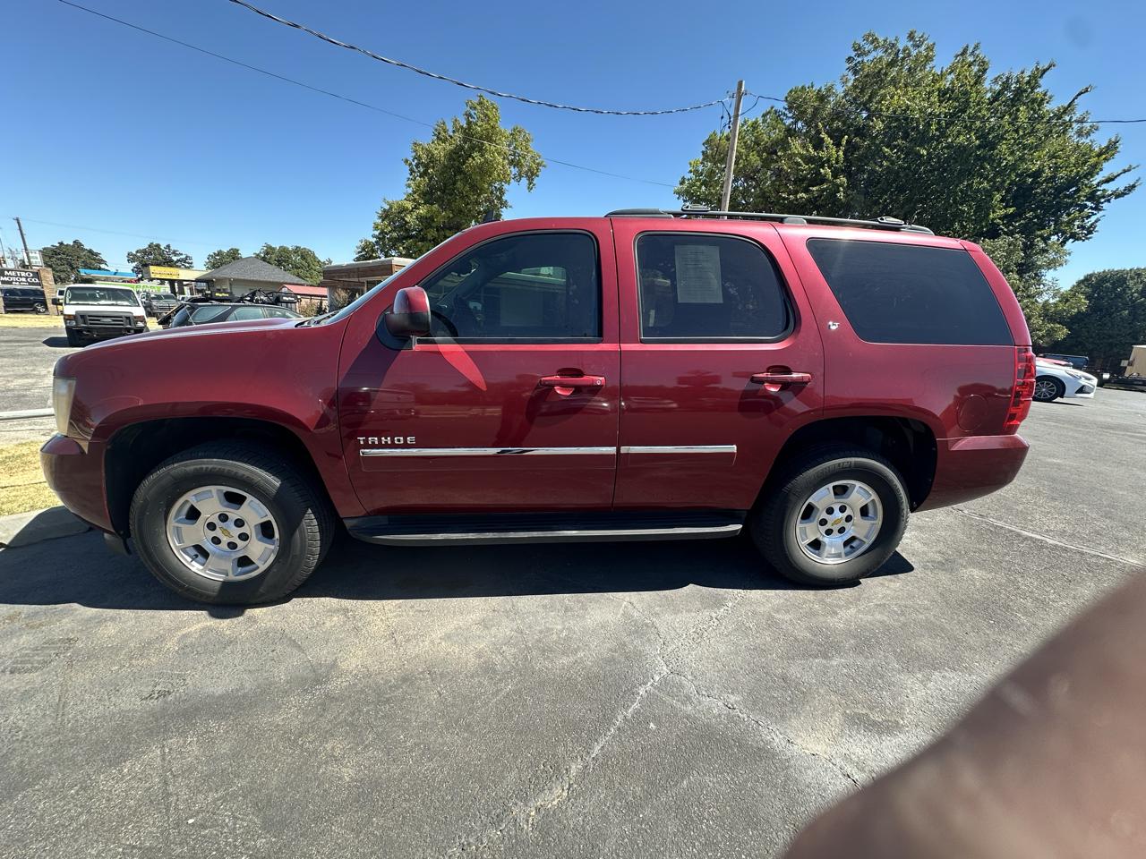 Chevrolet Tahoe 2WD 4dr 1500 LT 2011