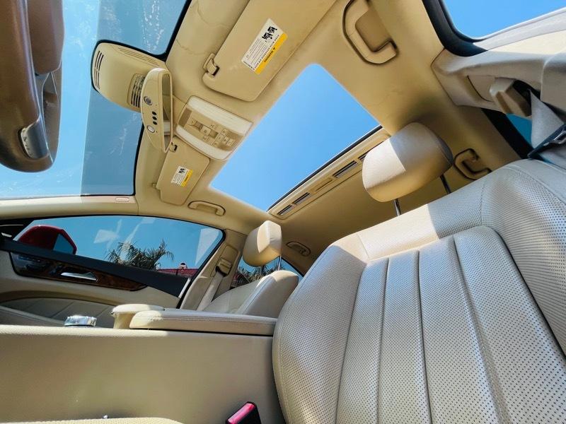 Mercedes-Benz CLS-Class CLS550 2012