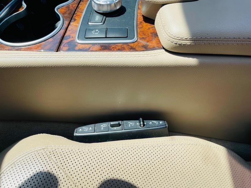 Mercedes-Benz CLS-Class CLS550 2012