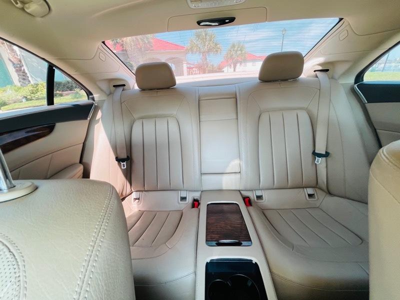 Mercedes-Benz CLS-Class CLS550 2012