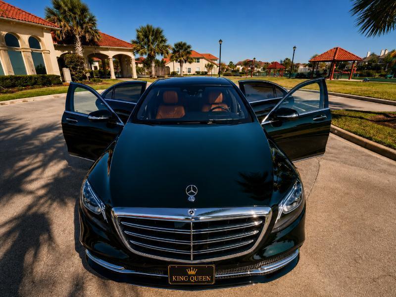 Mercedes-Benz S-Class S560 2020