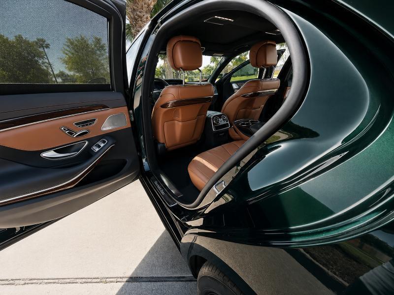 Mercedes-Benz S-Class S560 2020