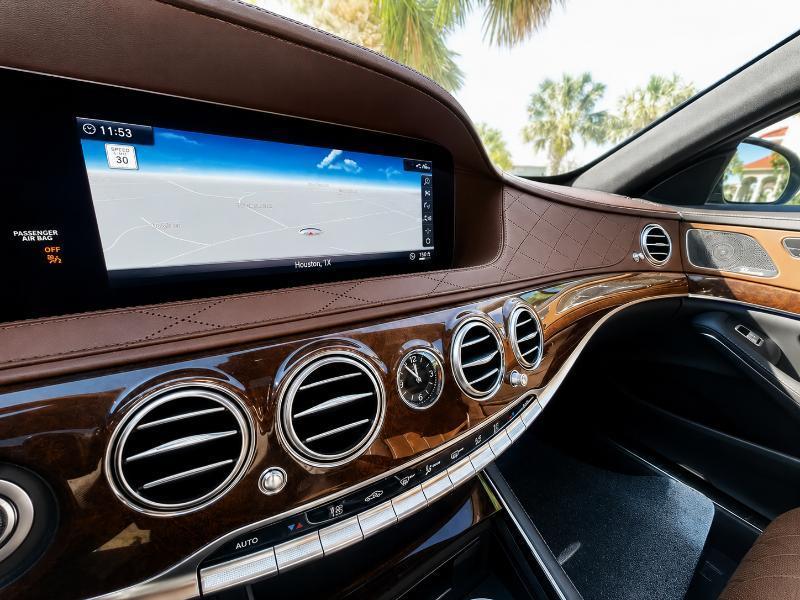 Mercedes-Benz S-Class S560 2020