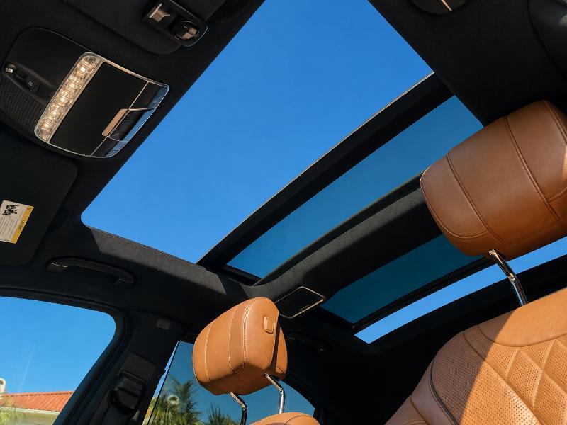Mercedes-Benz S-Class S560 2020