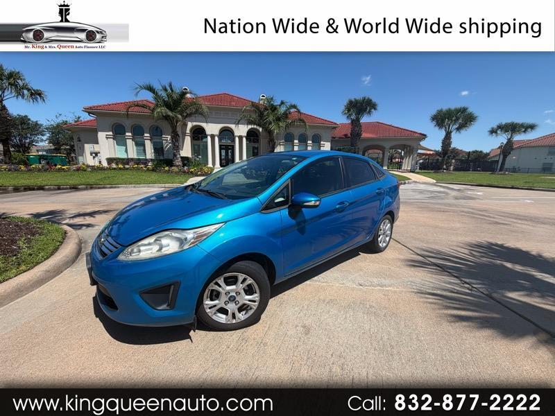 Ford Fiesta SE Sedan 2013