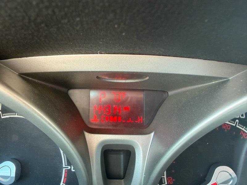 Ford Fiesta SE Sedan 2013