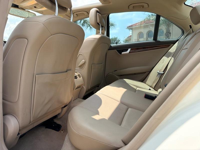 Mercedes-Benz C-Class C250 Luxury Sedan 2012