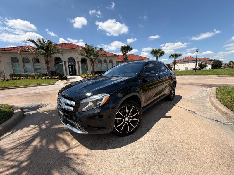 Mercedes-Benz GLA-Class GLA250 4MATIC 2015