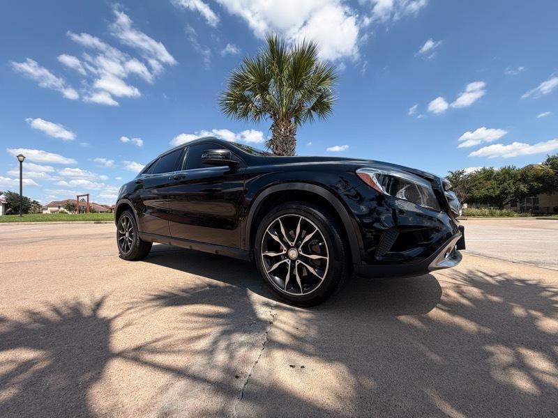 Mercedes-Benz GLA-Class GLA250 4MATIC 2015
