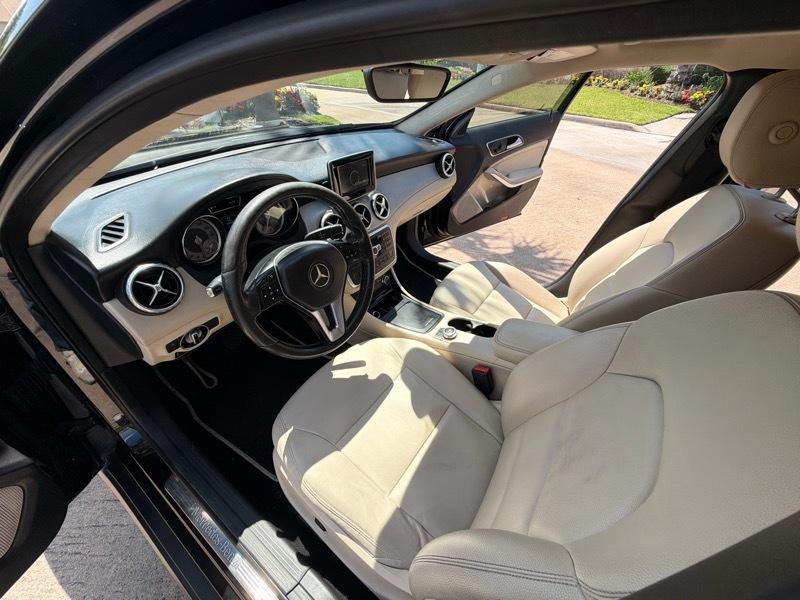 Mercedes-Benz GLA-Class GLA250 4MATIC 2015