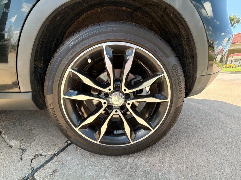 Mercedes-Benz GLA-Class GLA250 4MATIC 2015