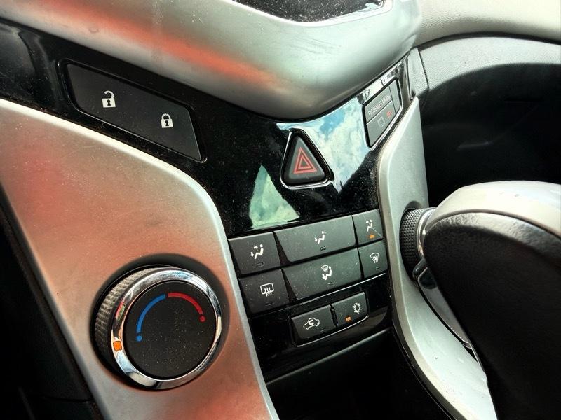 Chevrolet Cruze 1LT Auto 2013